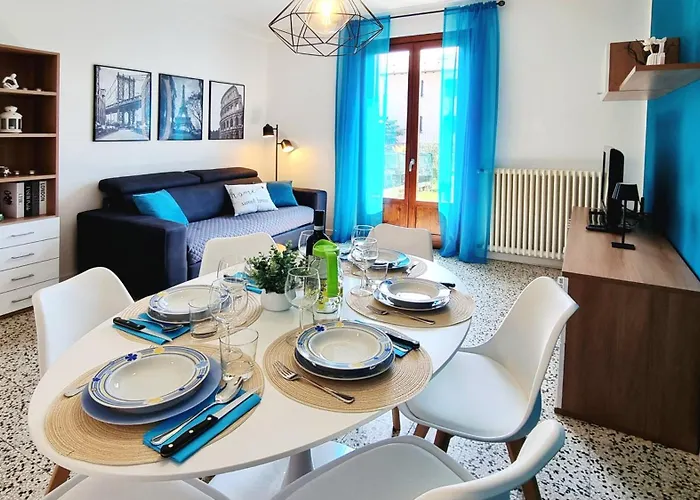 A Casa Di Nina & Turi Con Giardino E Veranda Dongo