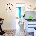 A Casa Di Nina & Turi Con Giardino E Veranda בית נופש