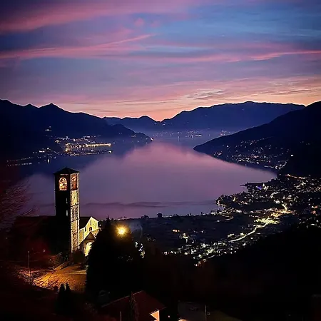 A Casa Di Nina & Turi Con Giardino E Veranda دونغو