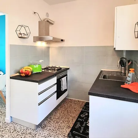 A Casa Di Nina & Turi Con Giardino E Veranda *