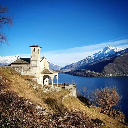A Casa Di Nina & Turi Con Giardino E Veranda Vakantiehuis *