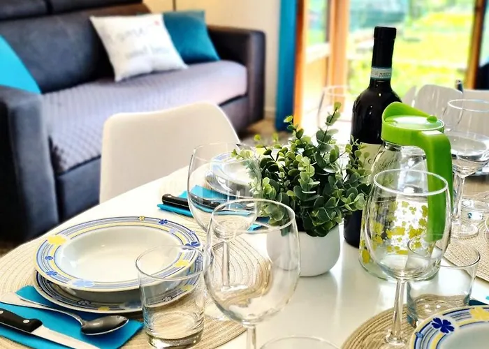 A Casa Di Nina & Turi Con Giardino E Veranda Feriehus Dongo